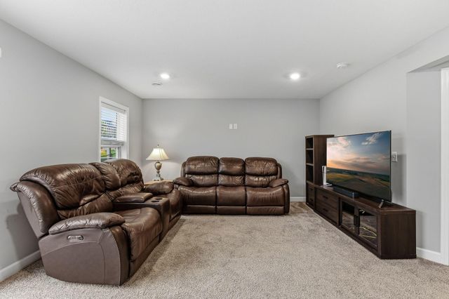 6709 91st Street S, Cottage Grove, MN 55016