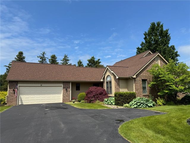 21 English Station Road, Greece, NY 14616