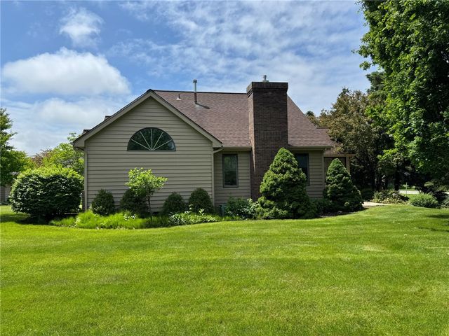 21 English Station Road, Greece, NY 14616