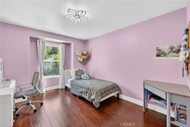 517 Shadow Ln, Simi Valley, CA 93065