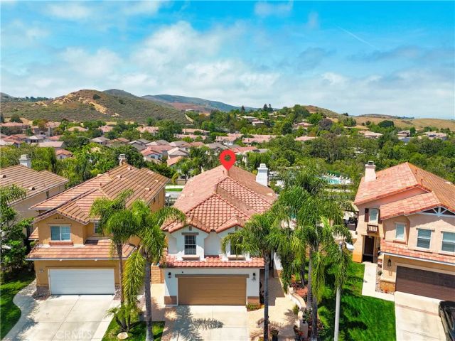 517 Shadow Ln, Simi Valley, CA 93065