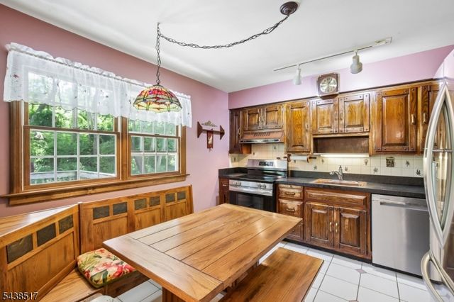 79 Stillwater Rd, Fredon Twp., NJ 07860
