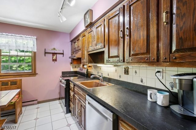 79 Stillwater Rd, Fredon Twp., NJ 07860