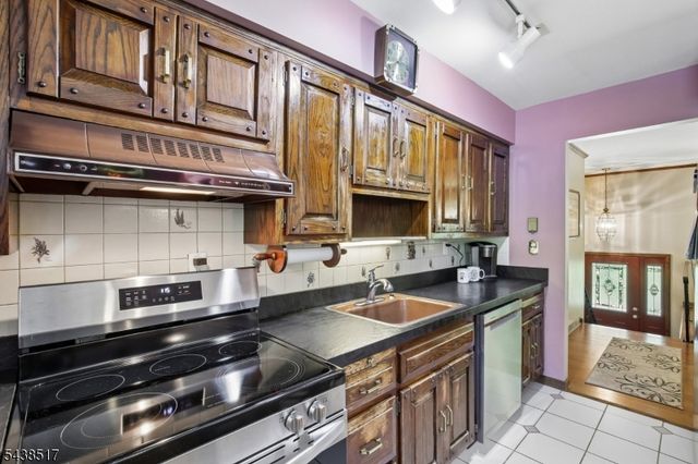 79 Stillwater Rd, Fredon Twp., NJ 07860