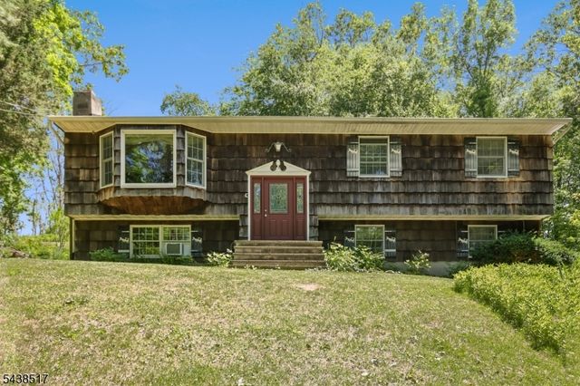 79 Stillwater Rd, Fredon Twp., NJ 07860