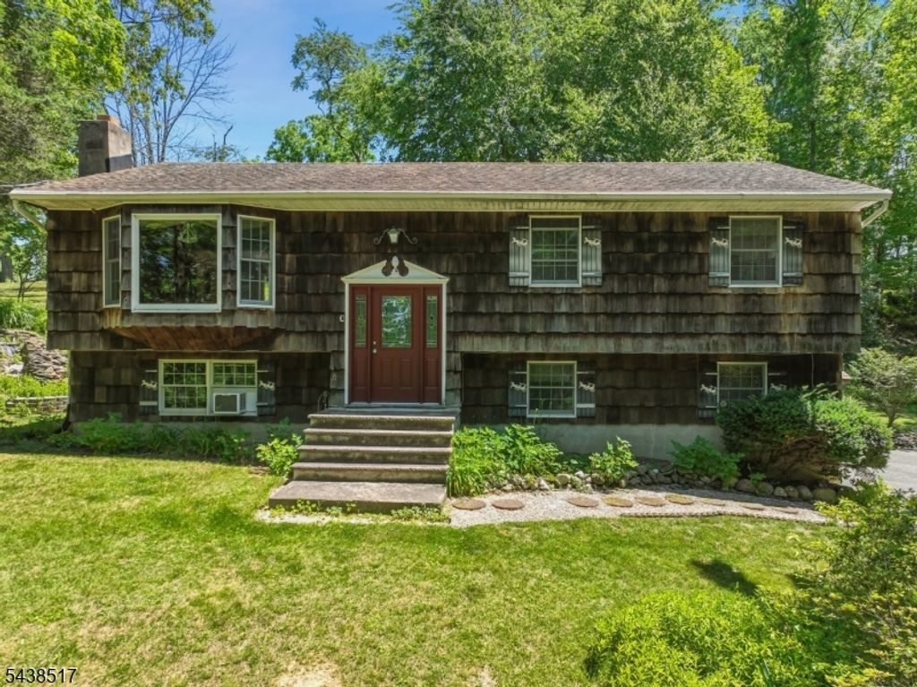 79 Stillwater Rd, Fredon Twp., NJ 07860