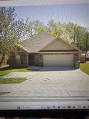 96 Double Springs Road, Farmington, AR 72730