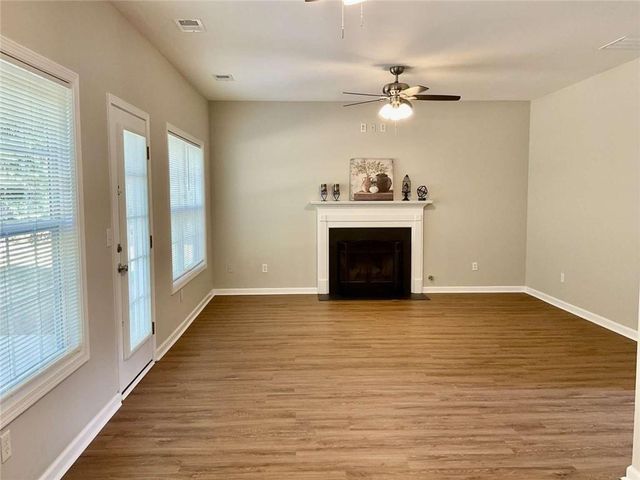 592 Kyles Circle, Hiram, GA 30141