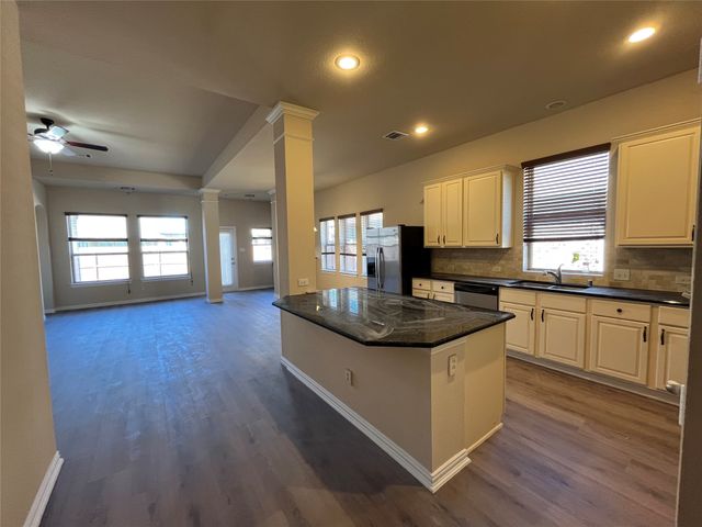 1409 Toucan Drive, Little Elm, TX 75068