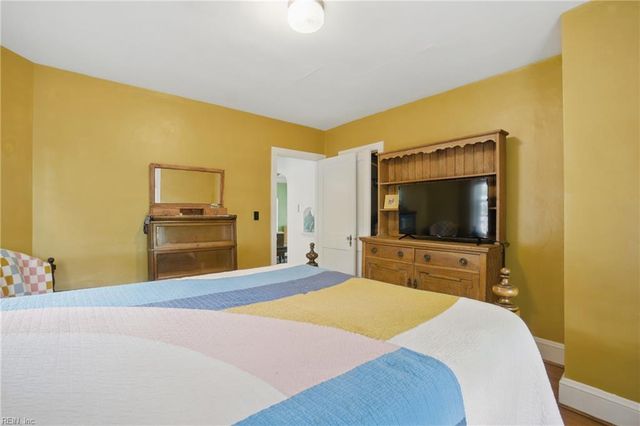 1141 Jamestown CRES, Norfolk, VA 23508