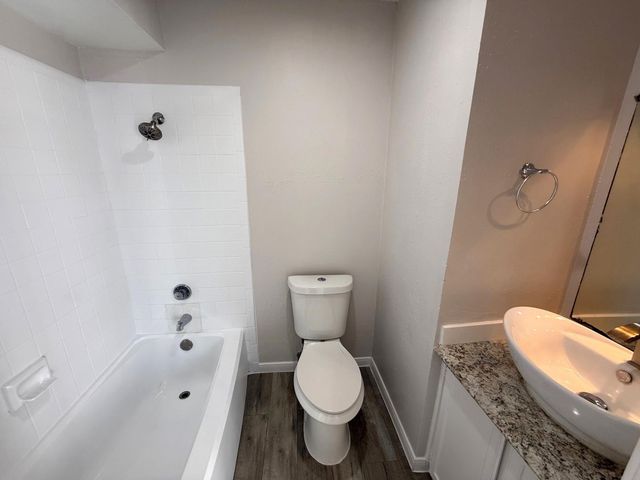 8643 Village Of Fondren Drive 8643, Houston, TX 77071