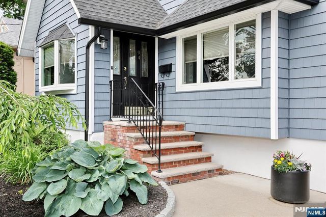 94 Smith Avenue, Bergenfield, NJ 07621