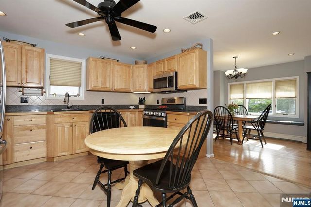 94 Smith Avenue, Bergenfield, NJ 07621