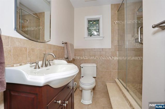 94 Smith Avenue, Bergenfield, NJ 07621