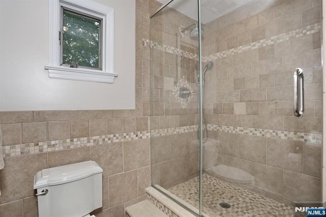 94 Smith Avenue, Bergenfield, NJ 07621