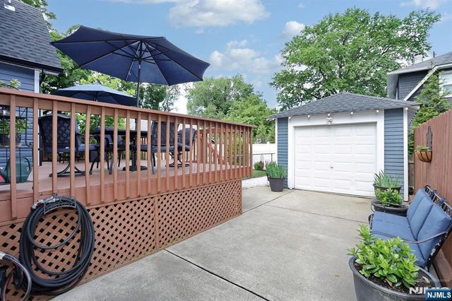 94 Smith Avenue, Bergenfield, NJ 07621
