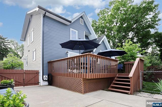 94 Smith Avenue, Bergenfield, NJ 07621