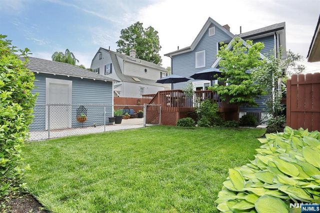 94 Smith Avenue, Bergenfield, NJ 07621
