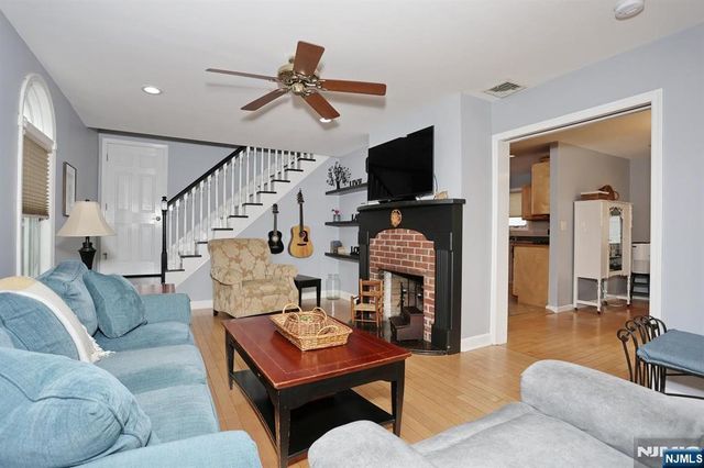 94 Smith Avenue, Bergenfield, NJ 07621