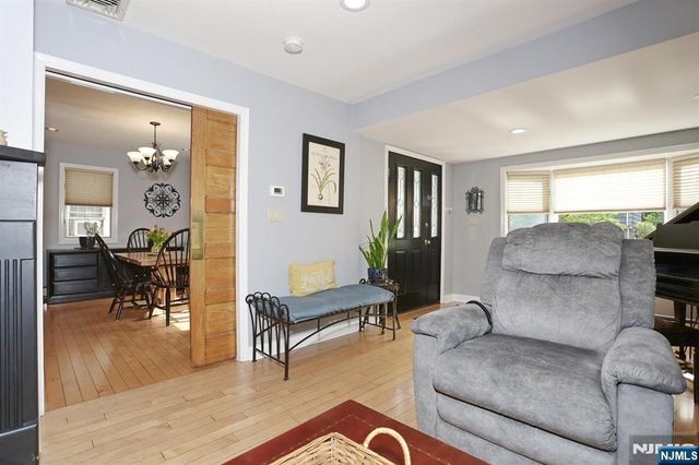 94 Smith Avenue, Bergenfield, NJ 07621