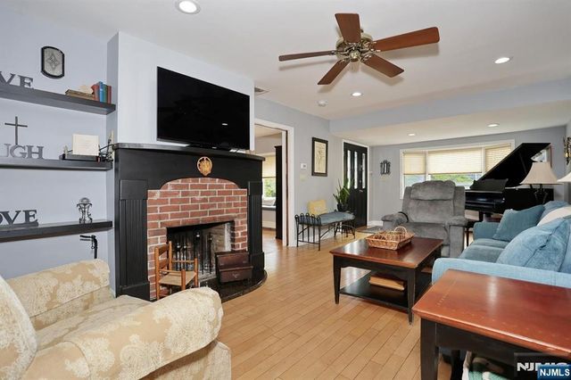 94 Smith Avenue, Bergenfield, NJ 07621
