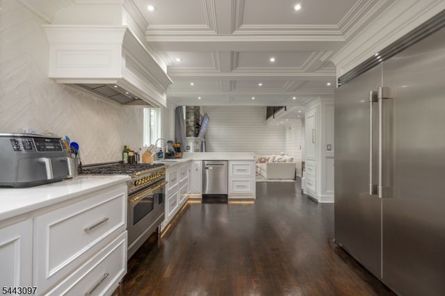 11 Gates Pl, Wayne Twp., NJ 07470