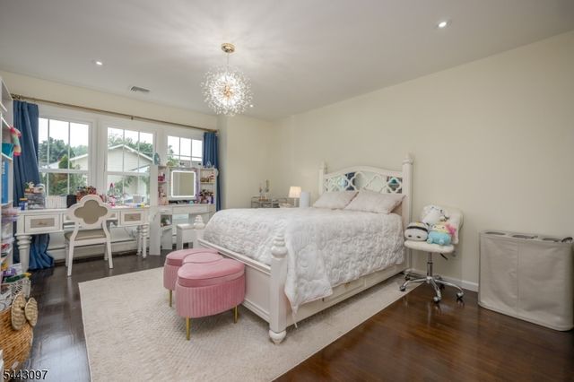 11 Gates Pl, Wayne Twp., NJ 07470