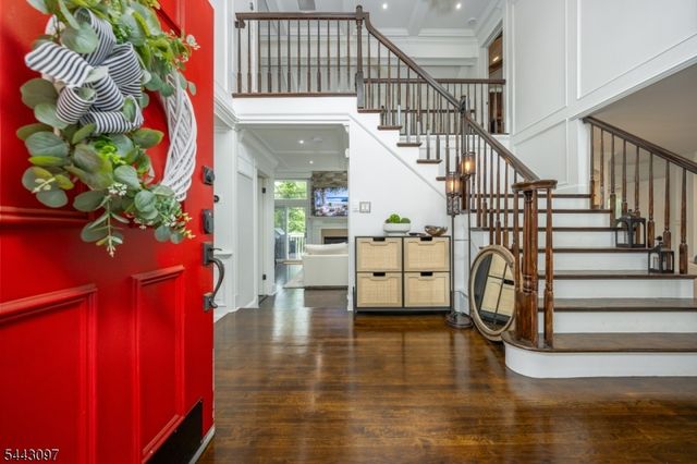 11 Gates Pl, Wayne Twp., NJ 07470