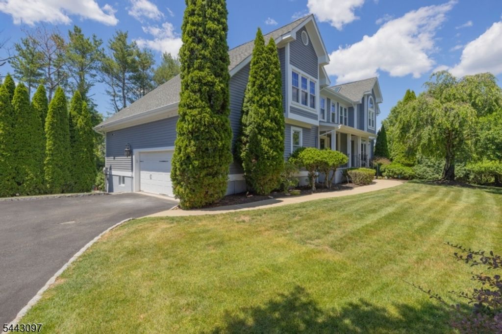 11 Gates Pl, Wayne Twp., NJ 07470