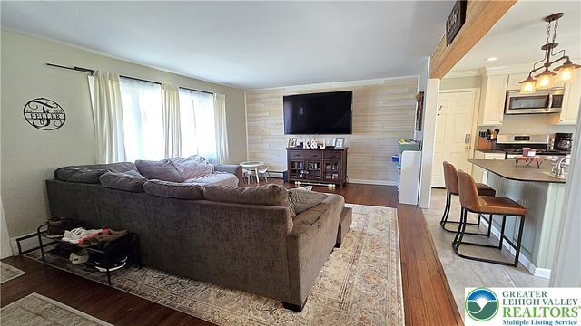 3165 Birch Circle East, Whitehall Twp, PA 18052