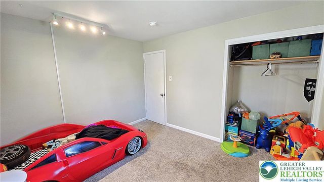 3165 Birch Circle East, Whitehall Twp, PA 18052