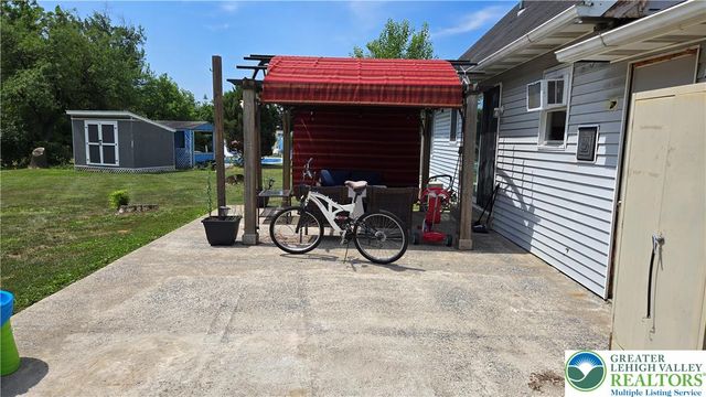 3165 Birch Circle East, Whitehall Twp, PA 18052