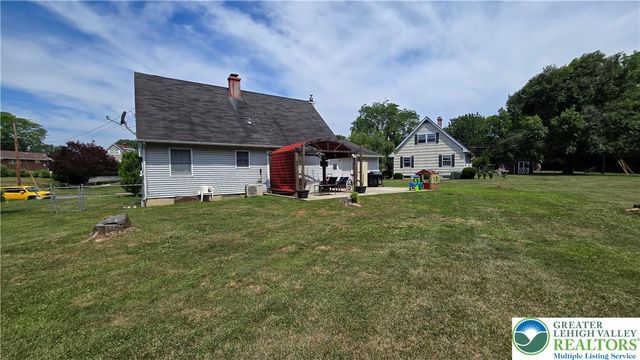 3165 Birch Circle East, Whitehall Twp, PA 18052