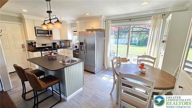 3165 Birch Circle East, Whitehall Twp, PA 18052