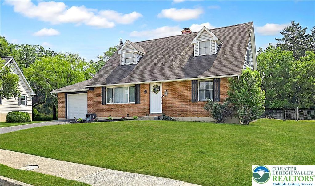3165 Birch Circle East, Whitehall Twp, PA 18052