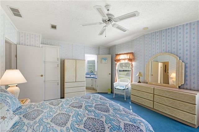 234 Riverwood RD, Naples, FL 34114