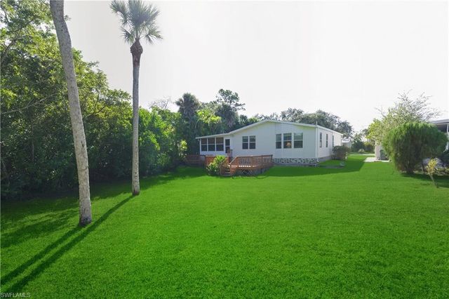 234 Riverwood RD, Naples, FL 34114