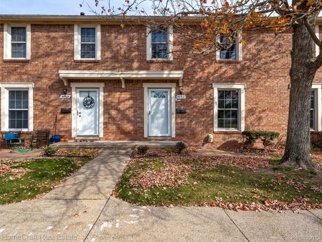 44511 N UMBERLAND Circle, Canton Charter Township, MI 48187