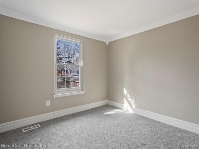 44511 N UMBERLAND Circle, Canton Charter Township, MI 48187