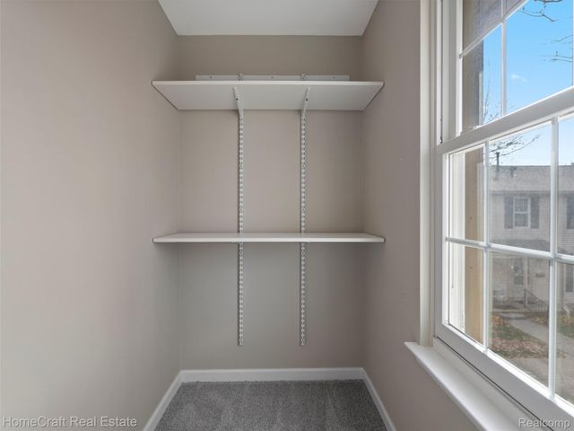 44511 N UMBERLAND Circle, Canton Charter Township, MI 48187