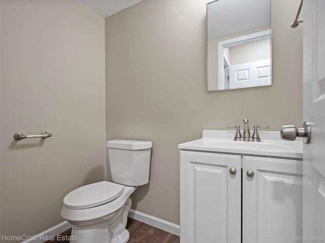 44511 N UMBERLAND Circle, Canton Charter Township, MI 48187