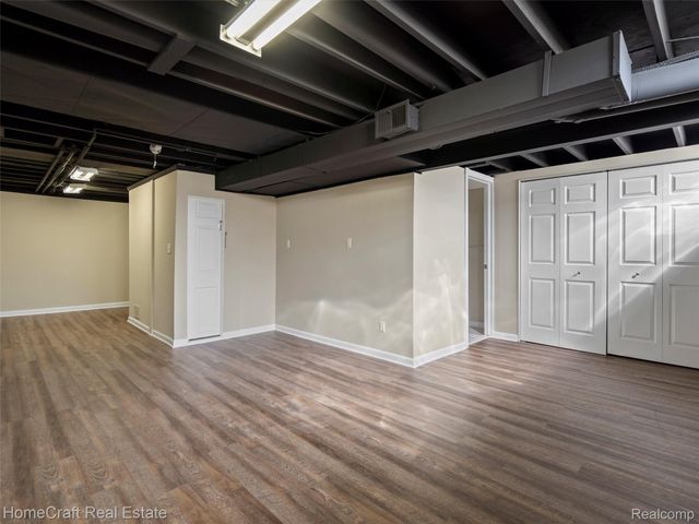 44511 N UMBERLAND Circle, Canton Charter Township, MI 48187
