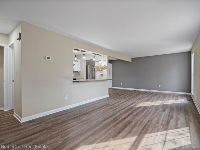44511 N UMBERLAND Circle, Canton Charter Township, MI 48187