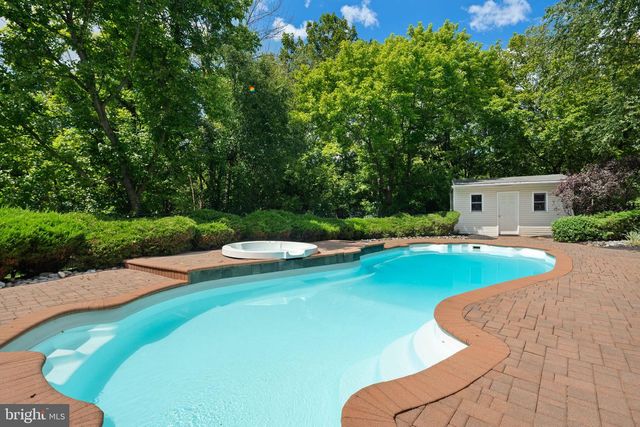 7014 WINDSWEPT LN, Eagleville, PA 19403