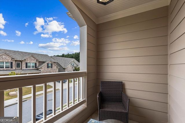 1187 Kingston Hill Drive, Loganville, GA 30052