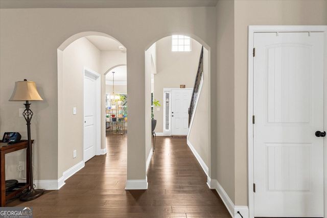 1187 Kingston Hill Drive, Loganville, GA 30052