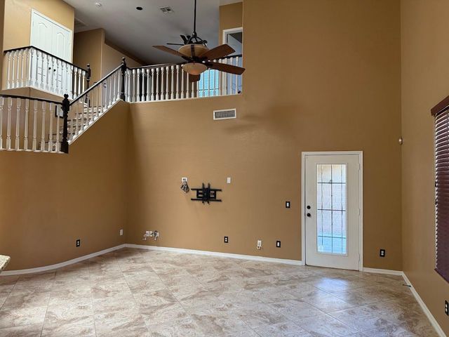 6602 W Molly Lane, Phoenix, AZ 85083