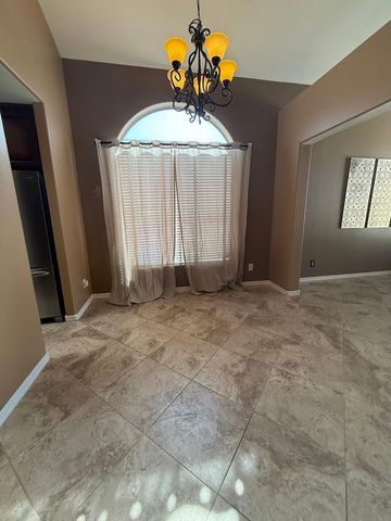 6602 W Molly Lane, Phoenix, AZ 85083