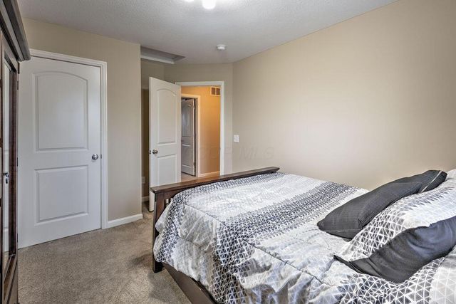 316 Timbersmith Drive, Delaware, OH 43015