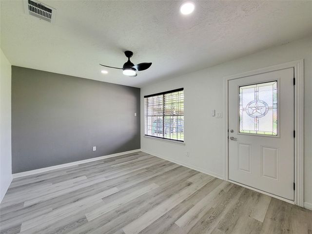 10614 Bainbridge Street, Houston, TX 77016